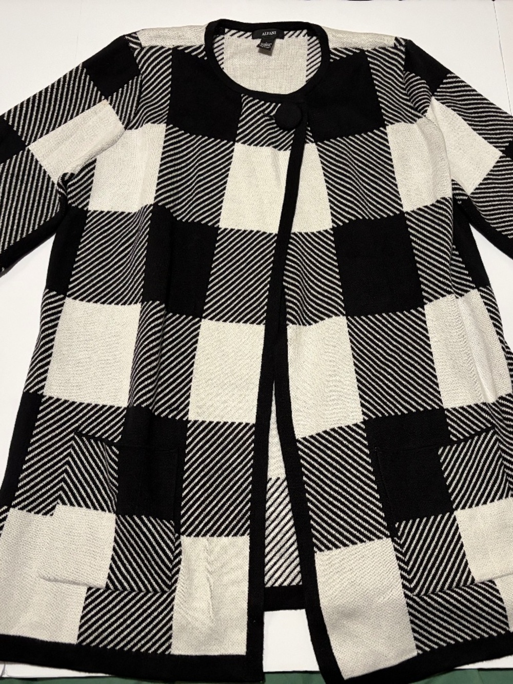 Alfani Black & White Buffalo Plaid Check Longline Cardigan Sweater Large
